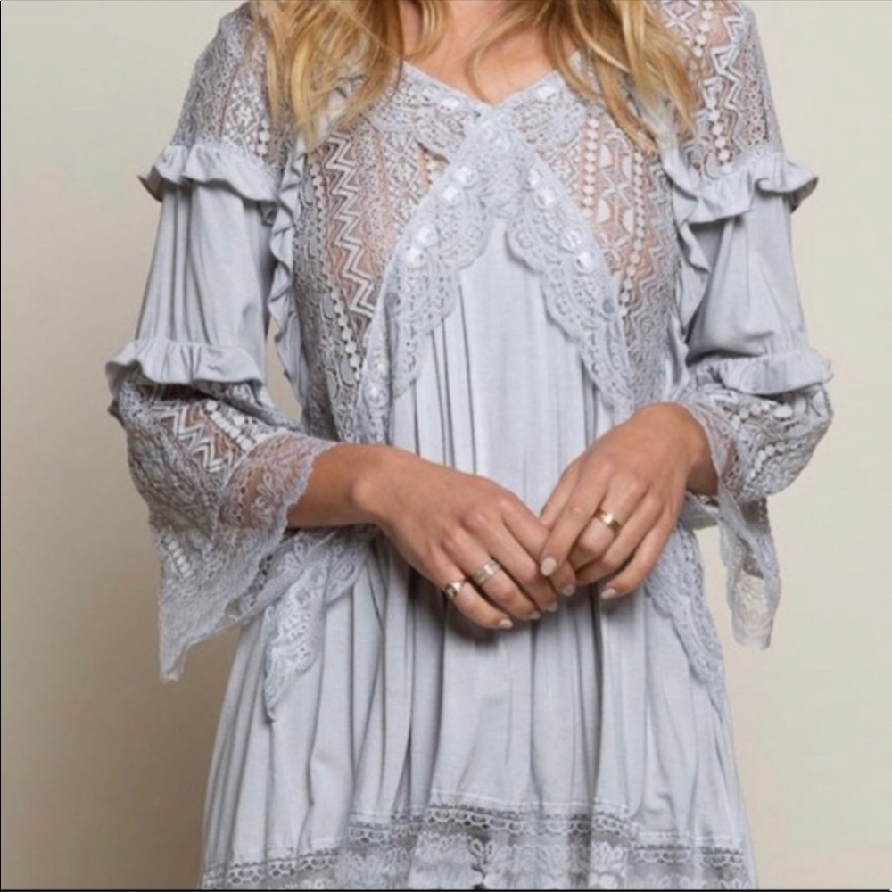 💃🏻Boho Lace Top Ruffled Trim Top - Picture 9 of 9
